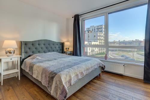 Five Star Downtown Apartment