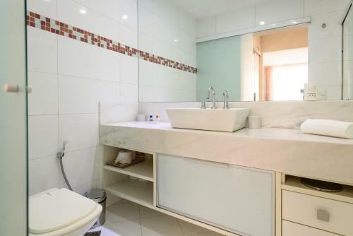 Apartamento Cavirio Bc706 - Localiza��o, Conforto E Sil�ncio