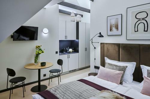 Rooma Apartments