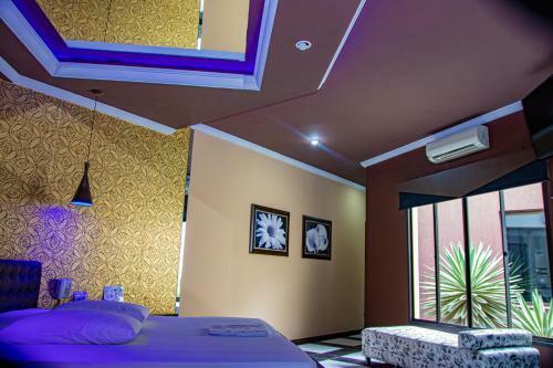 Hotel Allure Motel