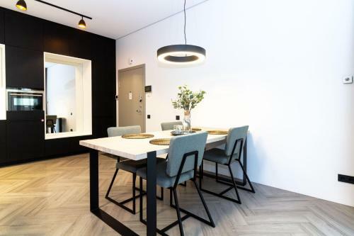 Apartamento Oldtown Apt, Garage Parking&self Check-in, By Cohost