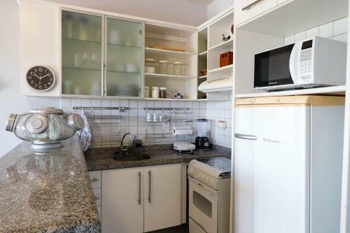 Agrad�vel Apartamento De Praia/veraneio Em Salinas