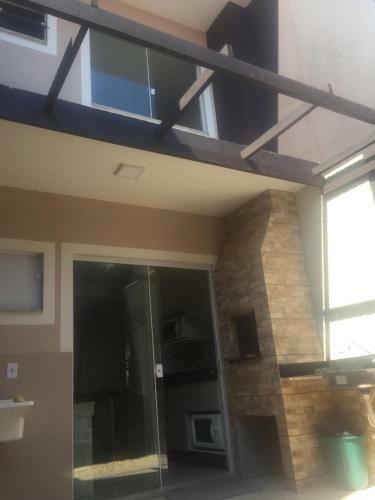 Casa Enseada Pr�ximo Ao Mar E Com�rcios