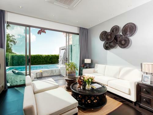 The 8 Pool Villa