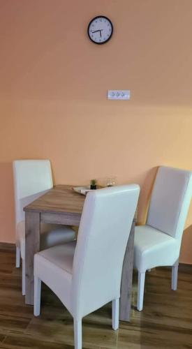 Ales Apartman
