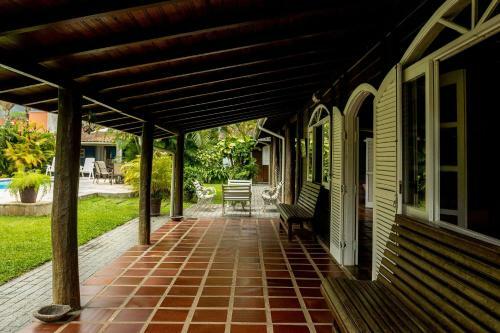 Casa Com Piscina E Churrasqueira A 150m Da Praia Em Juquehy