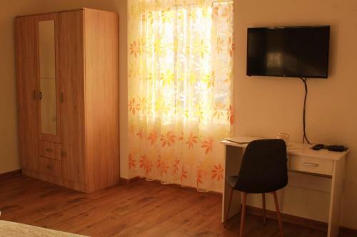 Kvija Rooms