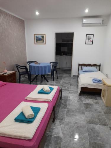 Apartmani Evelin 1