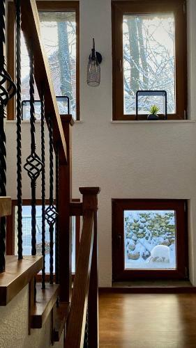 Villa E Gurit Brezovice