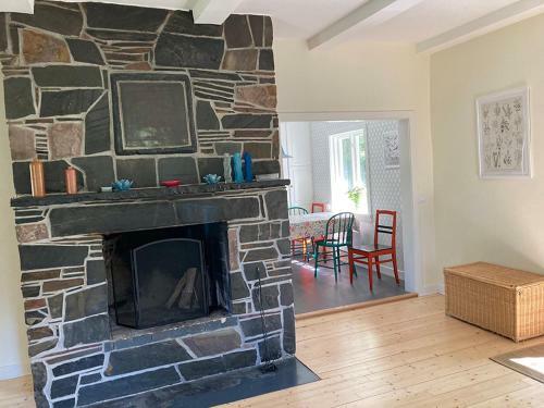 Lilla Hal�ngen Cottages