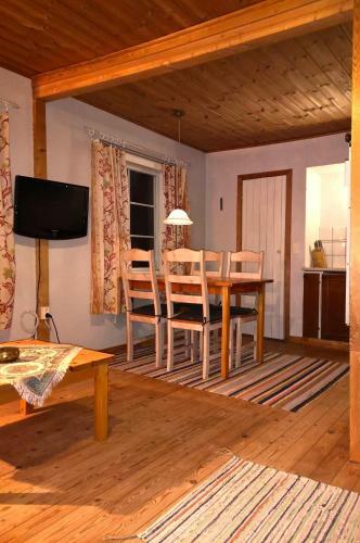 Apartamento Viken - Cottage By Dalslands Canal