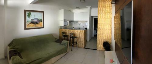 Apartamento Village (kitnet) Com Piscina, � 400mts Da Praia.