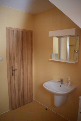 Apartm�ny Limba - O??adnica, Ve?k� Ra?a