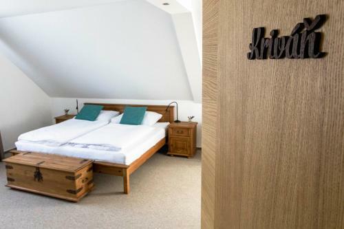 Hostal Chalet Nova Lesna Mountain View