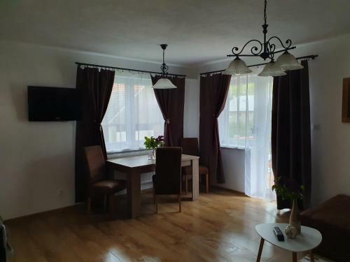 Apartm�nov� Dom Adas