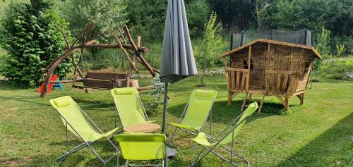 Apartm�nov� Dom Adas