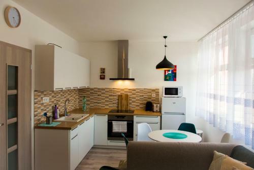 Maytex - Ubytovanie V 46m2 Apartm�ne S Balk�nom