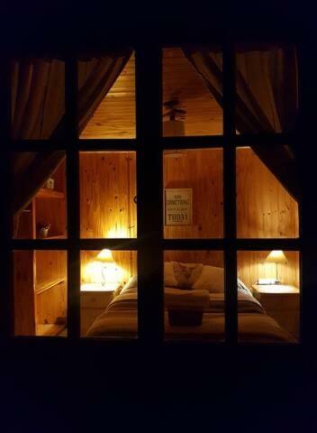 Hostel Del Lago, Habitaciones Privadas Y Caba�as