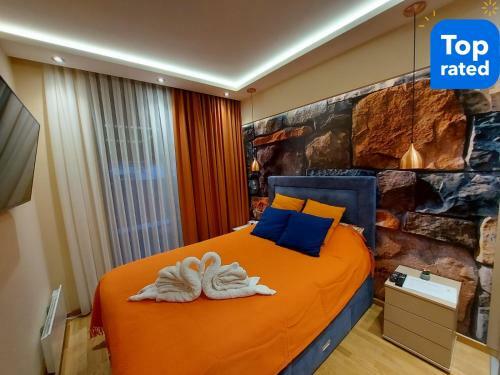 Sunstone Apartment
