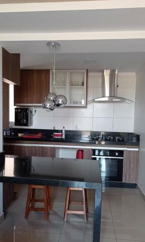 Quarto Charmoso E Agrad�vel � 5 Minutos Do Centro