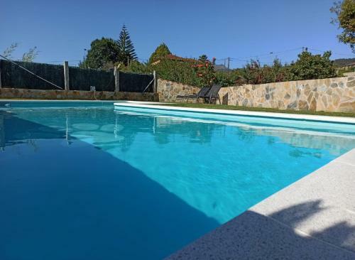 Agradable Casa Con Piscina En Gondomar(val Mi�or)