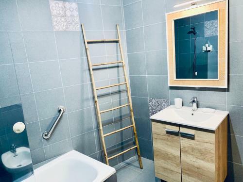 Hauzify I Apartament Fortuny