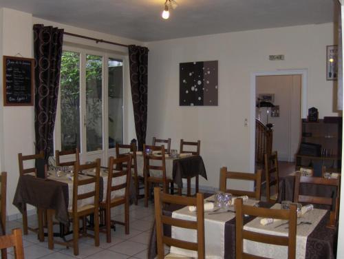Hotel La Tour De Crecy