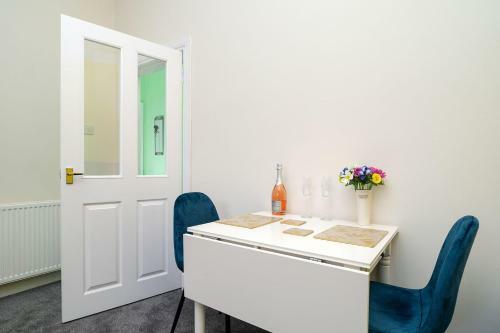 Church Street Garden Apartment