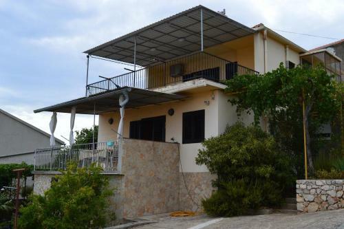 Apartments With A Parking Space Bilo, Primosten - 12434