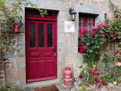 Hostal G�tes Ruraux Et Maison D'h�tes Saint Michel