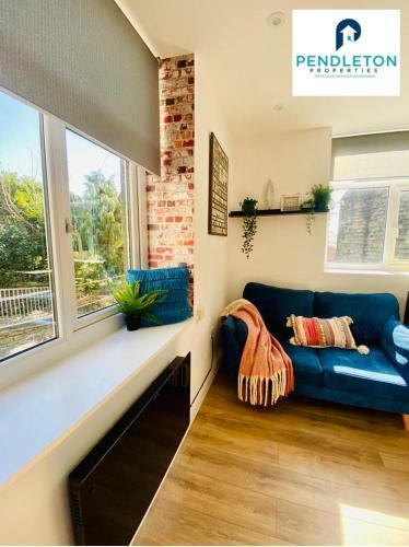 2 Bed Apartment For Leisure & Business