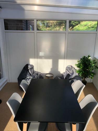 Stylish 2 Bed Apartment Next To The Norfolk Broads