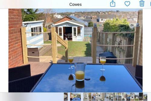 No43: Versatile 4br Coastal Home With Summer House