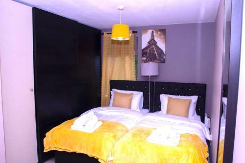 Allen Luxury Apartment