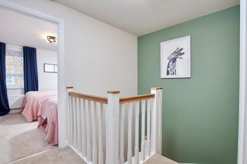 Fantastic Brand New 3br House Wparking Sleeps8