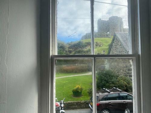Porth Yr Aur (gate Of Gold)