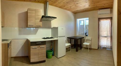 Hostal Azovmore Tut