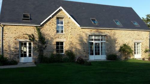 Maison Leonard