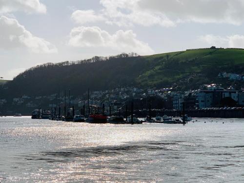 The End House - Cosy And Central (dartmouth)