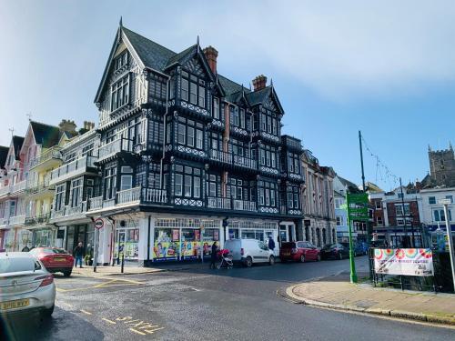 The End House - Cosy And Central (dartmouth)