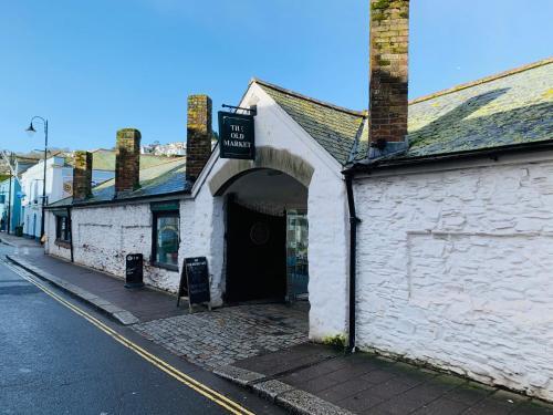 The End House - Cosy And Central (dartmouth)