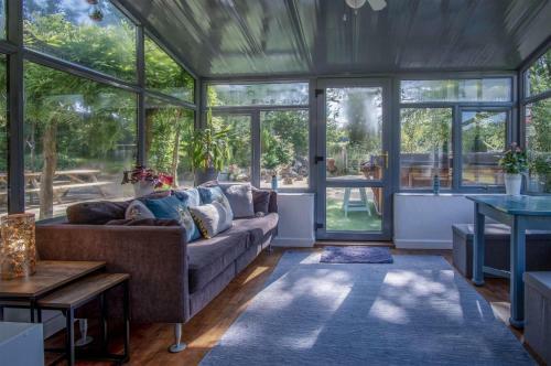 White Mill - 4 Bedroom Holiday Home - Lampeter Velfrey - Narberth