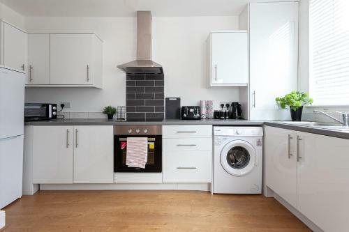 Spacious Comfortable House Close To Etihad