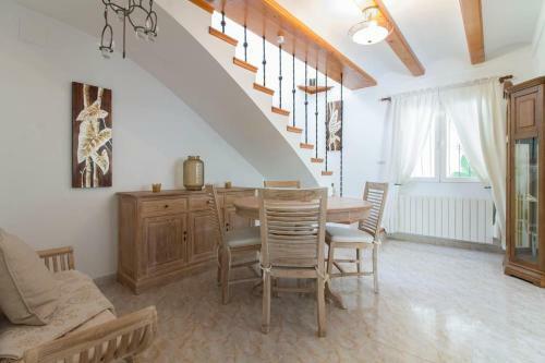 Spacious 3-bedroom Villa With Private Pool In Benigembla, Spain.