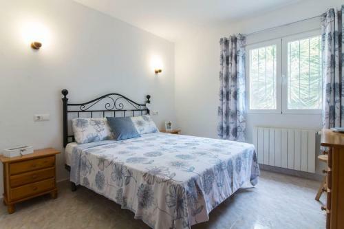 Spacious 3-bedroom Villa With Private Pool In Benigembla, Spain.