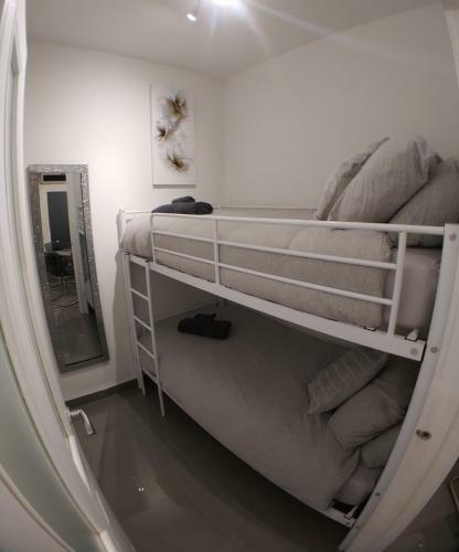 Apartamento Queens Holiday Basement