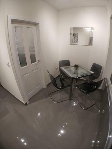 Apartamento Queens Holiday Basement