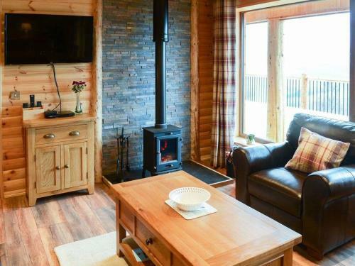 Red Kite & Osprey Lodges
