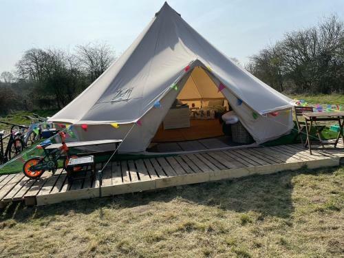 Wild Camping Lands