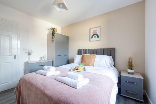 Modern & Refurbished 2/bed Apartment In Stockport